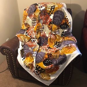 Vera Bradley throw back blanket super soft